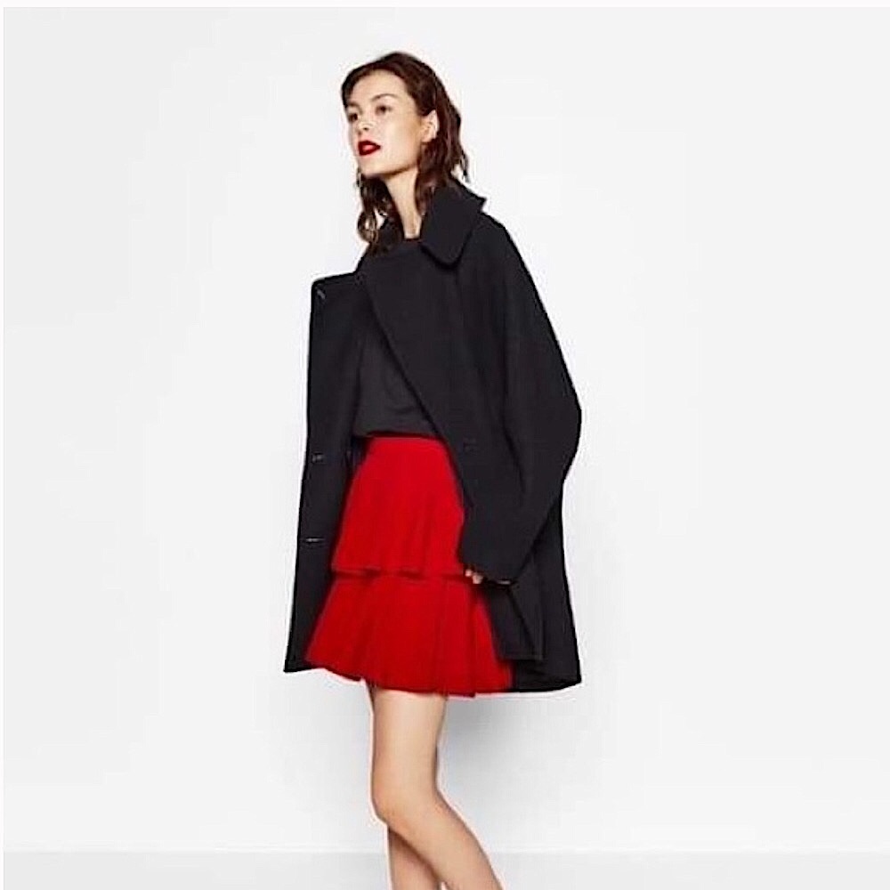 Preloved and like new, barely worn Zara Basic Red ruffle tier skirt. US XS